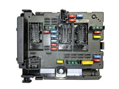 Модуль bsm коробка запобіжників peugeot 307 206 фото №1