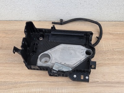 Renault clio v основание аккумулятор 648947355r фото №1