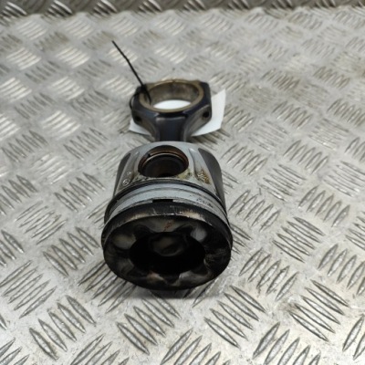 Mercedes-benz sprinter w906 2014 поршень фото №1