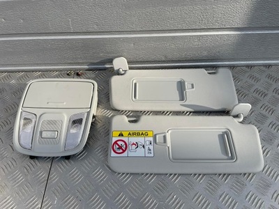 Kia niro лампа дахова козирок фото №1