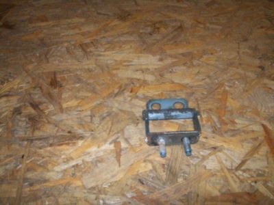 Nissan almera tino 2,2 di 05 r петля крышки фото №1