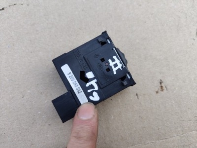 Панель регулювання світла renault clio ii 8200060042 фото №1