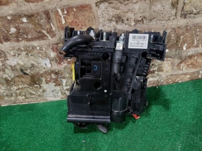 Клема патрон піротехнічний a2045403150 mercedes w204 фото №1