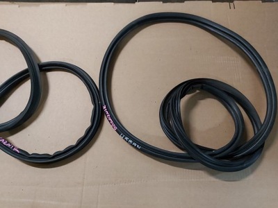 Toyota urban cruiser прокладка кришки багажника фото №1