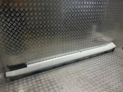 Молдинг накладка поріг ліва bmw f02 long a300 alpinweiss iii фото №1