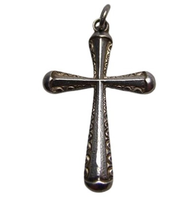 Przedwojenna srebrna zawieszka krzyż krzyżyk wykonany ok. 1920-1940