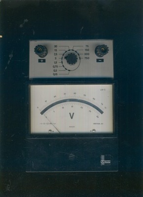 Woltomierz LM-3; MERA; do pomiaru napięć stałych