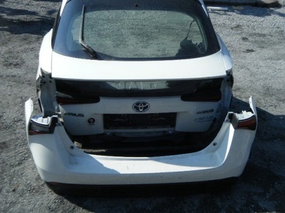 Бампер задня задній toyota prius iv lift 20r фото №1