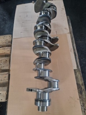 Mercedes om473 wał коленчатый a4730318243 фото №1