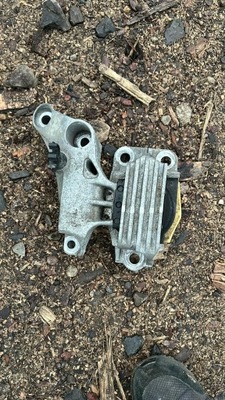 Кронштейн двигуна megane iii 1.4tce фото №1