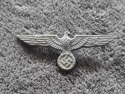 Odznaka z czapki orzeł WH aluminiowy Niemcy oryginał