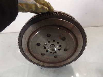 A6 c6 2,7tdi колесо двомасовий фото №1