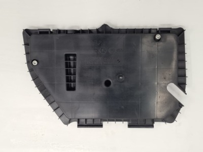 Bmw 7 e65 lci защита механизма тормоза ручного фото №1