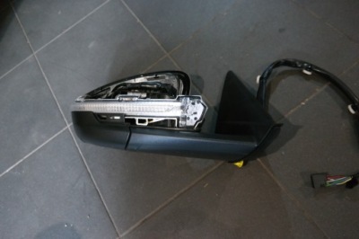 Audi q4 e-tron зеркало правое eu 16 pin фото №1