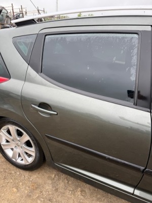Peugeot 207 sw двері праве задні kod lakieru:ezq фото №1