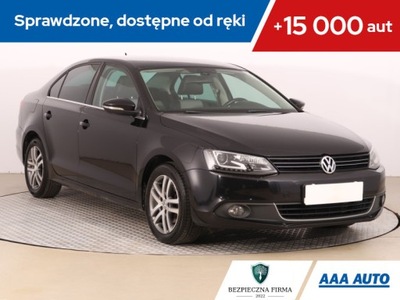 VW Jetta 1.4 TSI, Salon Polska, DSG, Skóra, Xenon