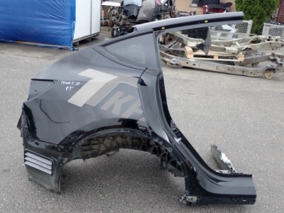 Чверть крила правий задня europa oryg tesla y 22r фото №1