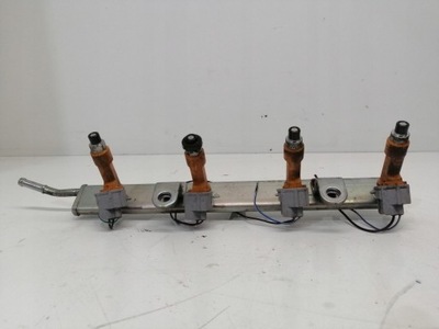 Suzuki swift mk7 молдинг упорскування 1,2 2010- фото №1