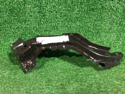 Corolla e21 підсилювач бризковик правий перед фото №1