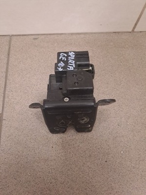 Kia sportage iii 10-15 замок крышки задняя фото №1