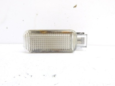 Passat b5 lift лампа освітлення оббивка відбивач фото №1