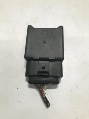 Блок керування модуль насоса пального polo 2g 17- 1.0 tsi фото №1