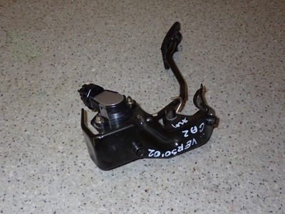 Toyota corolla verso 01-03 потенциометр газа педаль фото №1