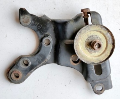 Натягувач ремінь кронштейн ролики toyota avensis verso 2.0 d4d фото №1