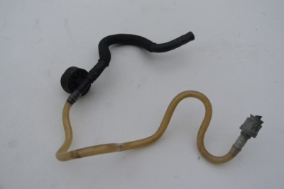 Bmw e60 шланг топлива 7799972 фото №1