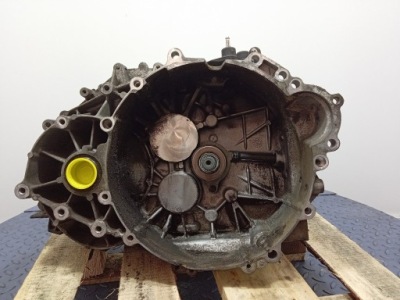 Volvo s40 ii v50 c30 2.0 d3 150km коробка передач механічна механічна коробка передач b66r7002ab фото №1