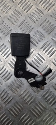 Bmw f40 кліпса поперечина ліва задній задня 7456285 фото №1