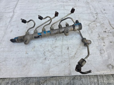 Hyundai kia молдинг упорскування 1.6 crdi 31400-2a650 фото №1