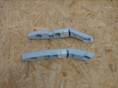 Ford focus mk2 направляющая бампера правый перед фото №1