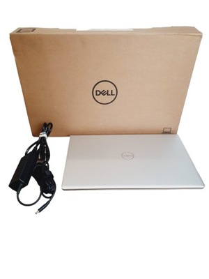 Laptop Dell Inspiron 3520 15,6 " Intel Core i5 16 GB / 1000 GB czarny