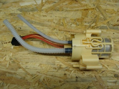 Насос топлива nowa оригинал mercedes a0004701400 фото №1