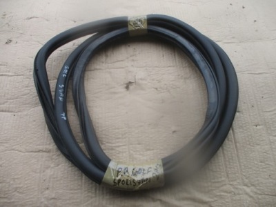 Прокладка правый перед 510867912d vw golf sportsvan фото №1