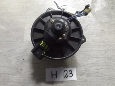 Воздуходувка обдув вентилятор toyota yaris 194000-0821 фото №1