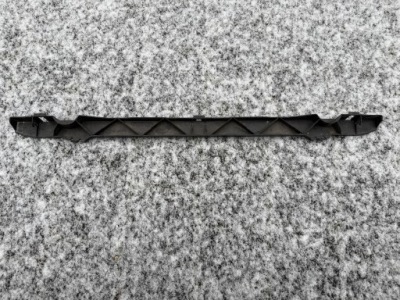 Mini f60 кронштейн накладка радіатора 7347596 фото №1