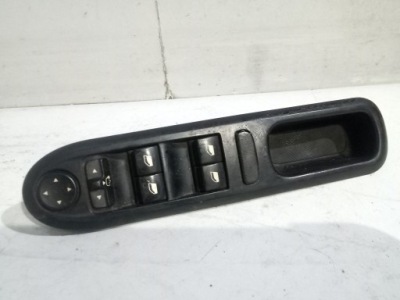 Peugeot 407 панель переключатель окон 96468704xt фото №1