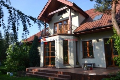 Dom, Łoś, Prażmów (gm.), 320 m²
