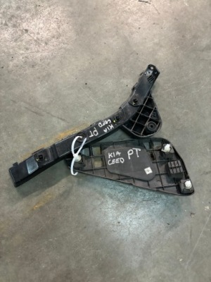 Kia ceed i lift кронштейн напрямні бампера правий задня фото №1
