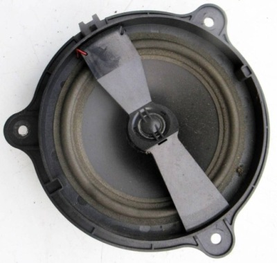 Nissan primera p12 динамик дверь левый задний задняя kombi 28156-av720 фото №1