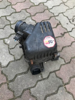 Корпус фільтра повітря kia ceed 28100-1h300 фото №1