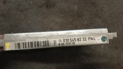 Бортовий комп'ютер модуль pal mercedes w140 0105458232 фото №1