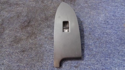 Переключатель стекло alfa romeo giulietta правый перед фото №1