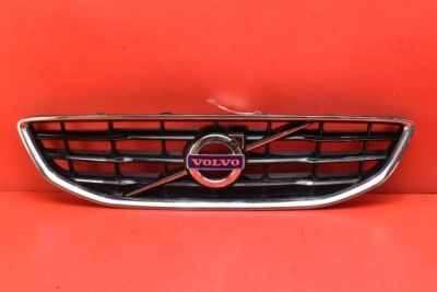 Решітка радіатора решітка радіатора хром 31283764 volvo v40 2 ii 12-16 фото №1