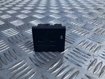 Разъём соединитель usb mercedes glb x247 a2478200301 фото №1