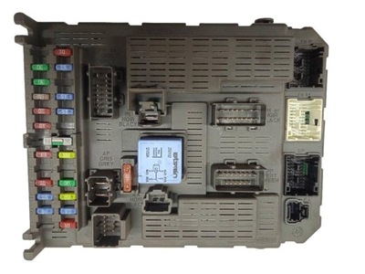 БЛОК ПРЕДОХРАНИТЕЛЕЙ 1499703080 ПРЕДОХРАНИТЕЛЕЙ V03-00 CITROEN C8 I (2002-2014)