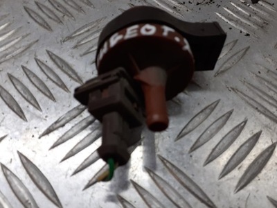 Клапан вакуумa peugeot 206 1.1 0280142317 фото №1