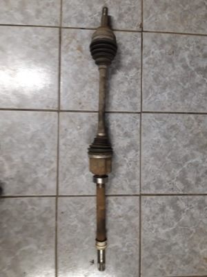 Привідний вал права renault trafic opel vivaro 2014- фото №1